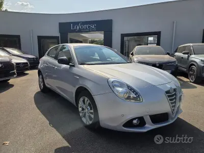 Usata Alfa Romeo Giulietta Business 105 CV (77 kW) 2018 Grigio Utilitaria