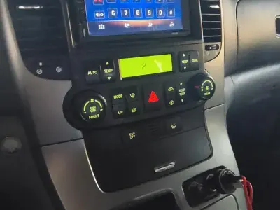 Usata Kia Carnival 185 CV (136 kW) 2009 Blu Monovolume