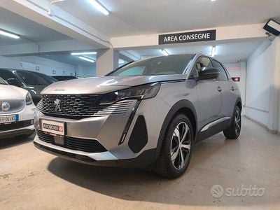 Usata Peugeot 3008 S 131 CV (96 kW) 2023 Grigio SUV