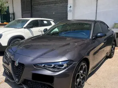 Usata Alfa Romeo Giulia Competizione 211 CV (155 kW) 2023 Berlina