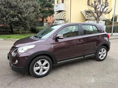 Usata Toyota Urban Cruiser 90 CV (66 kW) 2010 Marrone Utilitaria