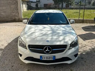 Usata Mercedes CLA180 109 CV (80 kW) 2014 Bianco Berlina