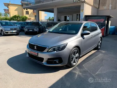Usata Peugeot 308 Allure 131 CV (96 kW) 2019 Grigio Berlina