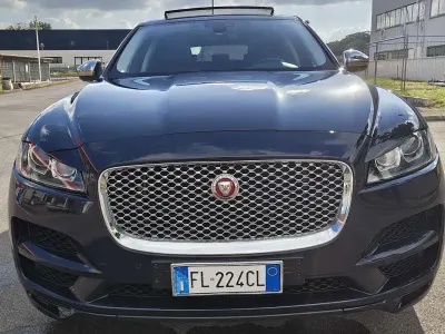 Usata Jaguar F-Pace S 300 CV (220 kW) 2017 Blu/azzurro SUV