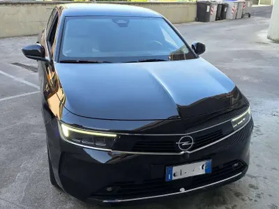 Usata Opel Astra 131 CV (96 kW) 2023 Nero Utilitaria