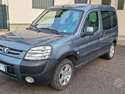Usata Peugeot Partner 89 CV (65 kW) 2008 Verde Monovolume
