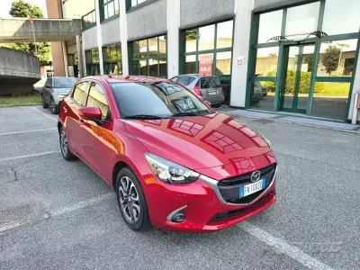 Usata Mazda 2 Exceed 90 CV (66 kW) 2018 Rosa Berlina