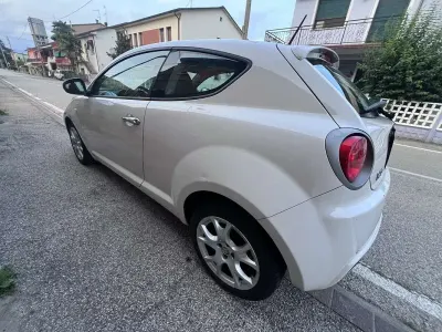 Usata Alfa Romeo MiTo Distinctive 90 CV (66 kW) 2012 Utilitaria