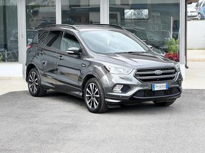 usata Ford Kuga 1.5 Diesel 120CV 2WD ST-Line Automatica E6 - 2017