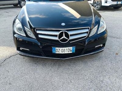 Usata Mercedes E250 204 CV (150 kW) 2010 Nero Coupé