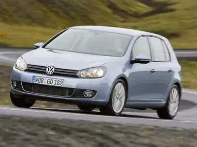 Usata VW Golf VI Trendline 102 CV (75 kW) 2009 Nero Utilitaria