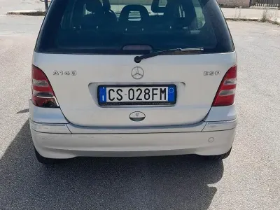 Usata Mercedes A140 82 CV (60 kW) 2004 Grigio Utilitaria