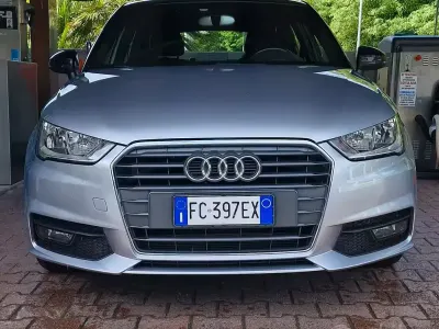Usata Audi A1 90 CV (66 kW) 2016 Grigio Utilitaria
