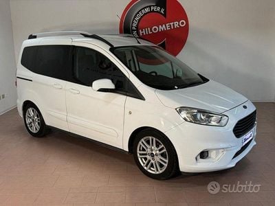 Usata Ford Tourneo Courier S 75 CV (55 kW) 2019 Bianco Monovolume