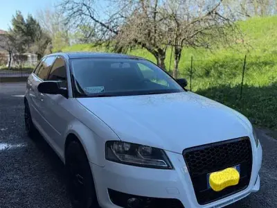 Usata Audi A3 Sportback Young 90 CV (66 kW) 2011 Utilitaria