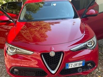Usata Alfa Romeo Stelvio 210 CV (154 kW) 2018 Rosso SUV