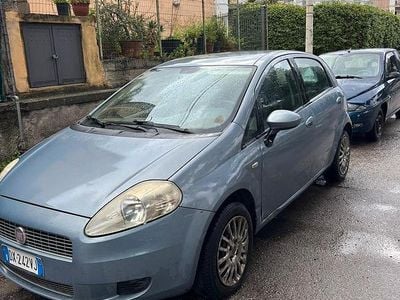 Usata Fiat Grande Punto 70 CV (51 kW) 2009 Grigio Utilitaria