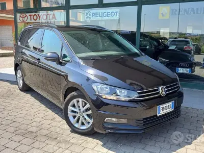 Usata VW Touran Highline 116 CV (85 kW) 2017 Nero Monovolume