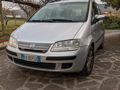 Usata Fiat Idea 80 CV (58 kW) 2007 Grigio Monovolume