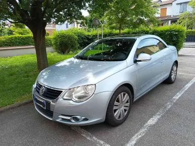Używany VW Eos 150 KM (110 kW) 2007 Srebrny Kabriolet