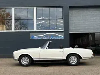 Usado Mercedes SL280 170 CV (125 kW) 1970 Blanco Descapotable