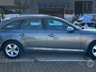 Usata Audi A4 150 CV (110 kW) 2019 Grigio Station wagon