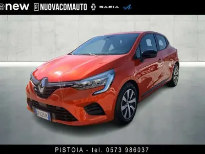 Usata Renault Clio V Equilibre 101 CV (74 kW) 2023 Arancione Berlina