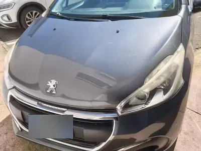 Begagnad Peugeot 208