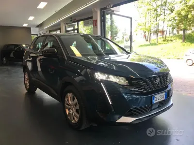 Usata Peugeot 3008 GT 131 CV (96 kW) 2022 Bluazzurro SUV