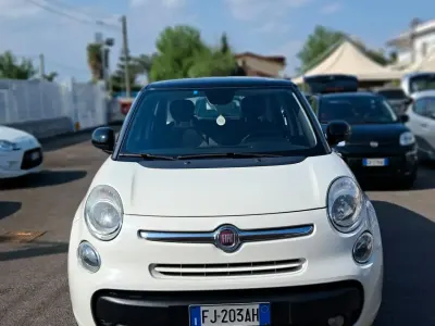 Begagnad Fiat 500L Lounge 95 HK (69 kW) 2017 Vit Minibuss