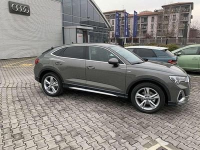 Usata Audi Q3 Sportback S-Line 150 CV (110 kW) 2020 Grigio SUV