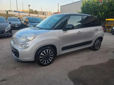 Usata Fiat 500L Lounge 95 CV (69 kW) 2017 Argento Monovolume