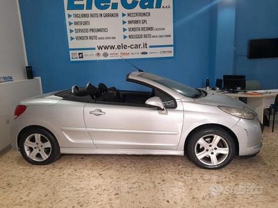 Usata Peugeot 207 CC 112 CV (82 kW) 2011 Grigio Cabrio