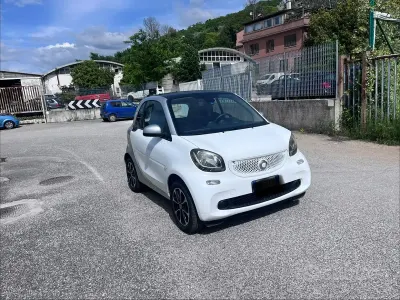 Usata Smart ForFour Prime 71 CV (52 kW) 2015 Bianco Utilitaria
