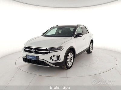 Usata VW T-Roc Style 110 CV (80 kW) 2022 Bianco SUV