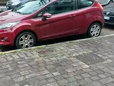 Usata Ford Fiesta 75 CV (55 kW) 2009 Berlina