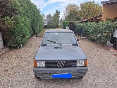 Occasion Fiat Panda 30 ch (22 kW) 1986 Gris Citadine