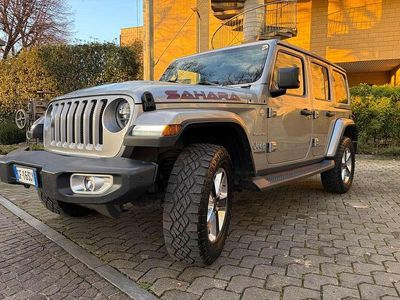Usata Jeep Wrangler Unlimited Sahara 200 CV (147 kW) 2018 Argento SUV
