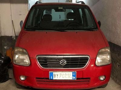 Rosso Usata 2002 Suzuki Wagon R+ GL Station wagon | 1200 € (Buon prezzo)