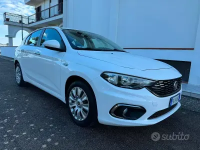 Usata Fiat Tipo 95 CV (69 kW) 2017 Bianco Berlina