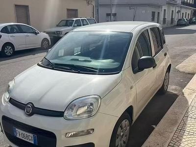 Usata Fiat Panda Easy 80 CV (58 kW) 2019 Bianco Utilitaria