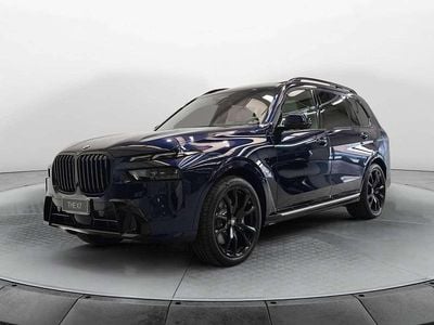 Nuova BMW X7 M Sport 381 CV (280 kW) 2025 Tanzanite blue SUV