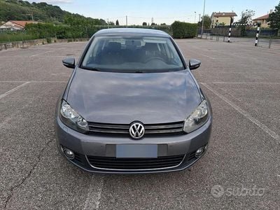 Usata VW Golf VI Trendline 105 CV (77 kW) 2010 Grigio Utilitaria