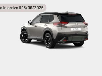 Nuova Nissan X-Trail 213 CV (156 kW) 2026 Argento SUV