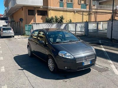 Usata Fiat Grande Punto 2009 Nero Utilitaria