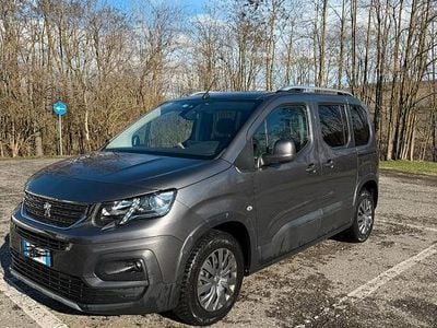 Usata Peugeot Rifter Allure 102 CV (75 kW) 2021 Grigio Monovolume