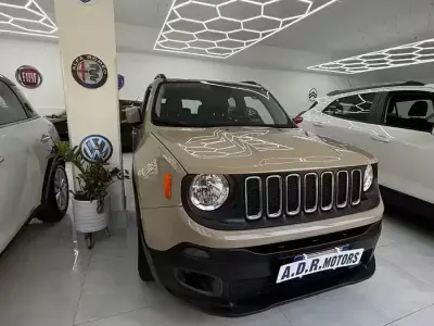 Usata Jeep Renegade Limited 120 CV (88 kW) 2015 Beige SUV