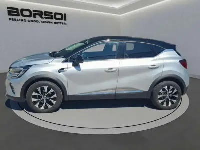 Usata Renault Captur Techno 91 CV (66 kW) 2024 Gris highland SUV