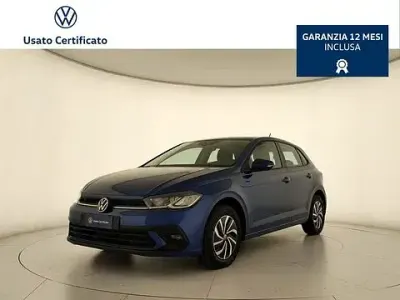 Usata VW Polo Life 95 CV (69 kW) 2025 Blu Utilitaria