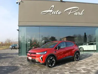 Nuova Renault Captur Techno 101 CV (74 kW) 2025 Rosso SUV